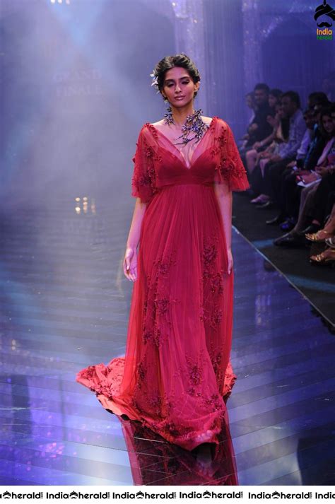 Sonam Kapoor Hot Photos Collection Set 4