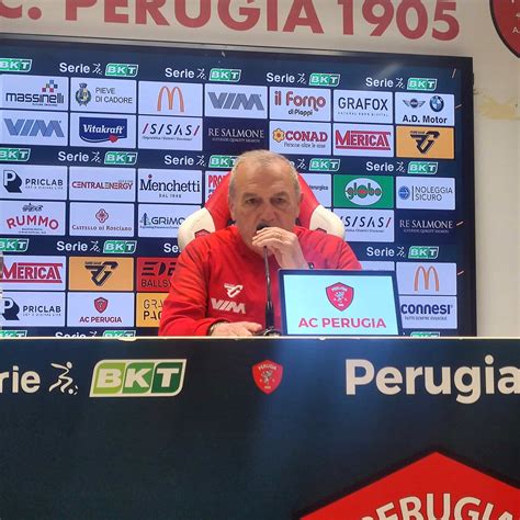 Calcio Serie B Il Perugia Naufraga Ma Castori Non Molla Abbiamo L