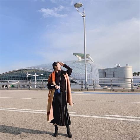 Chuy N B U B C A Hot Mom C Ng B U C Ng Xinh Da Tr Ng D Ng Thon C M C N Ch Ng Ng I Khoe