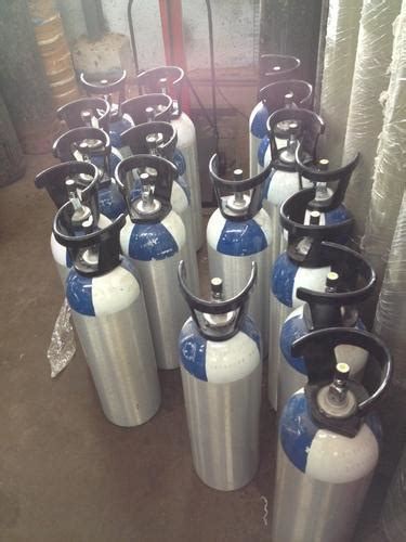 Stainless Steel Rare Helium Gas Cylinder At Best Price In Ghaziabad