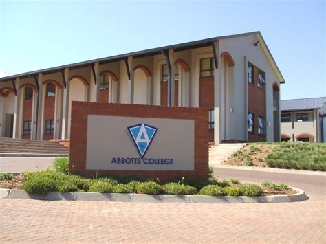 Abbotts College Welcomes Grade 8 And 9 Learners Comaro Chronicle