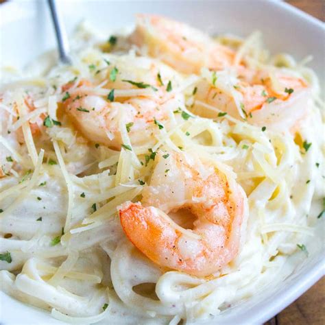 Alfredo Shrimp Pasta