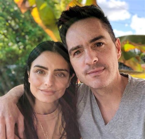 Aislinn Derbez y Mauricio Ochmann confirman su separación