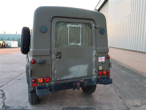 Land Rover Defender Wolf 110 RHD Hard Top Remus 50240 MoD Surplus