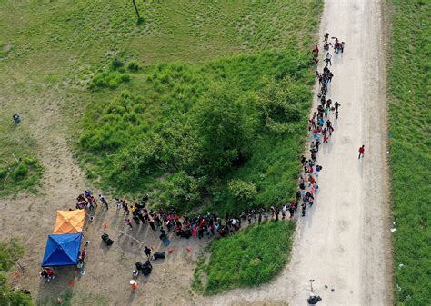 In Photos Scenes From The Us Mexico Border