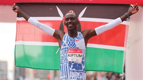 Kelvin Kiptum Shatters Marathon World Record At Chicago Marathon