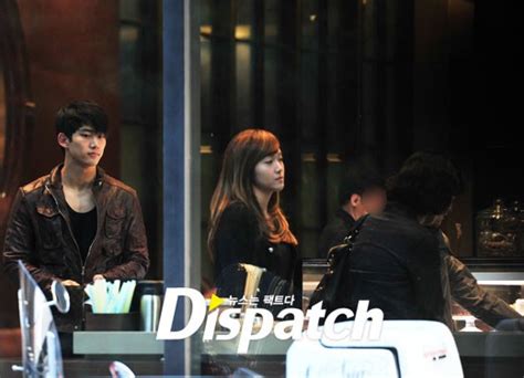 Jonghyun Shinee Saliendo Con Shin Se Kyung Dating Descargar Manual