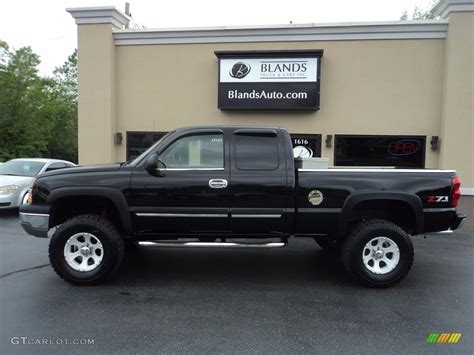 2005 Black Chevrolet Silverado 1500 Z71 Extended Cab 4x4 112949331