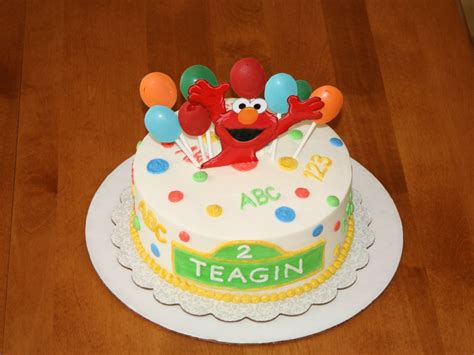 Party Cakes: Sesame Street Elmo Cake