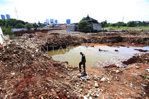 PEMBANGUNAN WADUK LEBAK BULUS ANTARA Foto