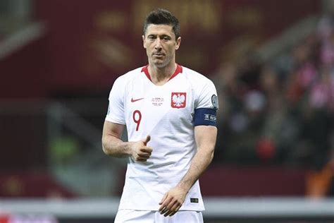 Foot PSG PSG Lewandowski au Paris SG il démonte cette rumeur