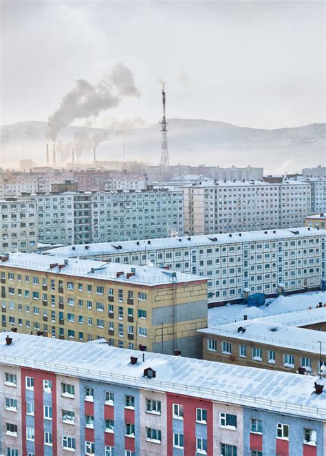 A Rare View of Siberia's Soviet Architecture | ArchDaily