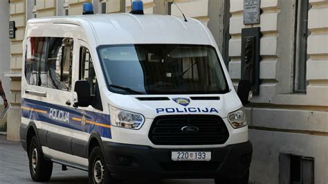 Velika Policijska Akcija U Istri U Tijeku Su Uhi Enja I Pretresi