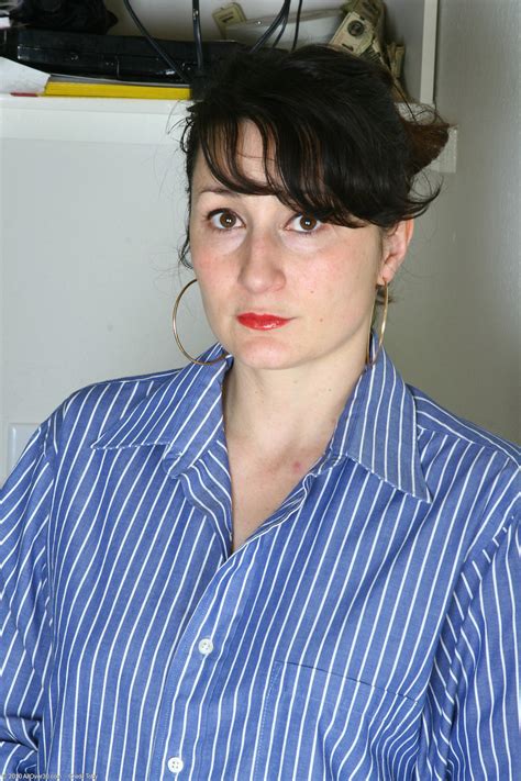 Curvy MILF Scarlette Shows Off Her Big Ass And Spreads Her Hairy Pussy NakedPics