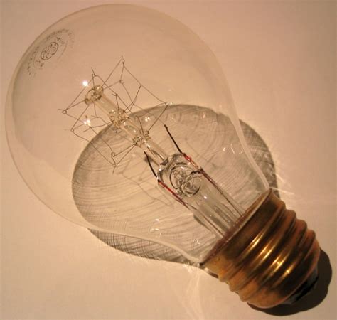 2yr.net - Antique & Vintage Light Bulb Collection Museum - G.E. 250v ...