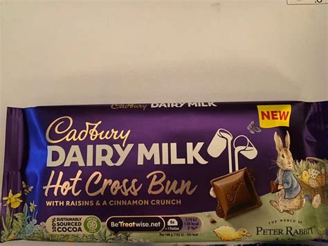 Cadbury Dairy Milk Hot Cross Bun Chocolate Bar G With Raisins Cinnamon Picclick Uk