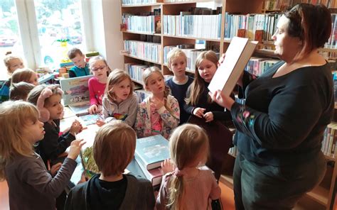 Edukacja Biblioteka Publiczna W Dzielnicy Oliborz