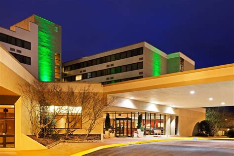 Holiday Inn, an IHG Hotel Johnson City, Tennessee, US - Reservations.com