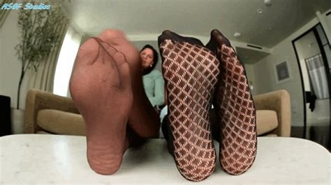 Moody Milf Domi MILF Fishnet And Hose Pt 2 MOV Amateur Soles Giantess And Footjobs
