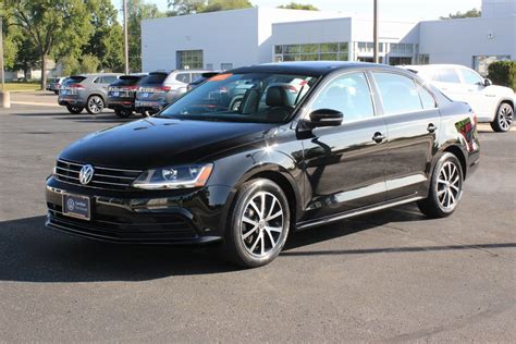 Certified Pre Owned 2017 Volkswagen Jetta 14t Se Fwd 4d Sedan