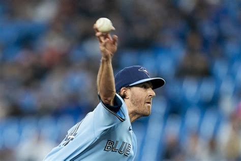 Kevin Gausman announced as starting pitcher for Blue Jays in Game 1 ...