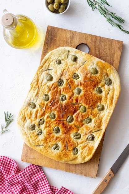 Premium Photo Focaccia With Olives And Rosemary Italian Food