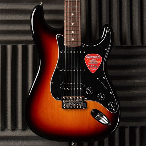 Fender American Special Stratocaster Hss With Rosewood Fretboard 2011 3 Color Sunburst