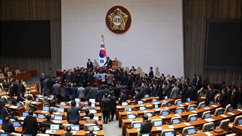 South Korea S Acting President Han Duck Soo Impeached Amid Escalating