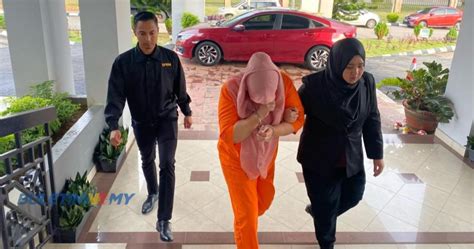 VIDEO Terima Rasuah RM16 000 SPRM Tahan Reman Seorang Penjawat Awam