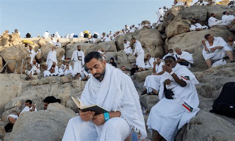 Pilgrims Scale Mount Arafat In High Point Of Biggest Covid Era Haj