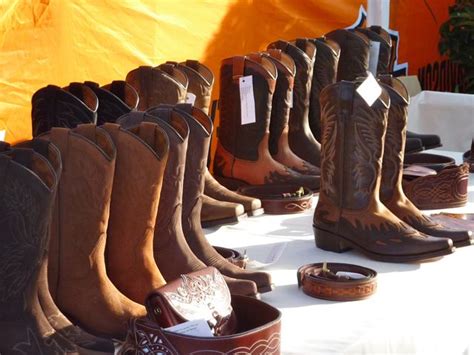 Spanish Cowboy Boots • Globerove.com