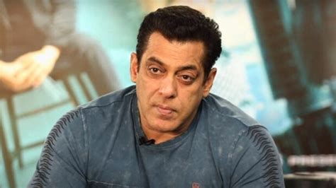 Gunshots Fired Outside Salman Khan S Mumbai Apartment Video Of The Firing Went Viral