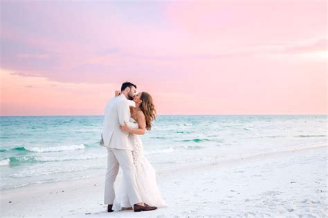 Beach Ceremonies With Destin Fl Wedding Photographer Jay Grubb