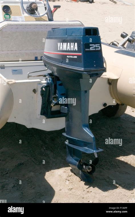 Yamaha Outboard Motor Engine Engines Motors Boat Out Board On Boat