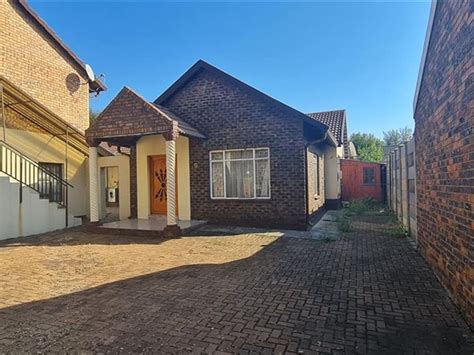 Houses To Rent In Secunda Private Property