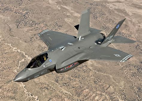 BEST FIGHTER FOR CANADA: Fighter Jet Fight Club: F-35 Lightning II vs F ...