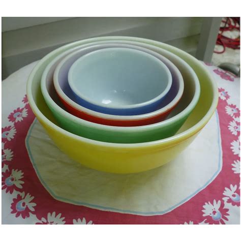 Pyrex Primary Colors Nested Mixing Bowl Set Vintage 1940 1950 Chez