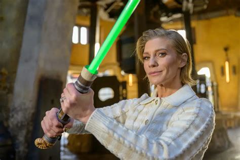 The Mandalorians Katee Sackhoff Visits Star Wars Galaxys Edge At