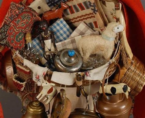 Dolls from the Attic Mis Muñecas Hot cross buns one ha penny two ha penny hot cross buns