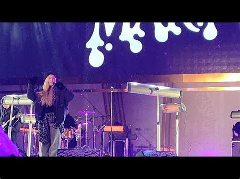 Mary Gu ( Мэри Гу) - Косички 06 01 2024 ВДНХ Главная сцена Москва - YouTube