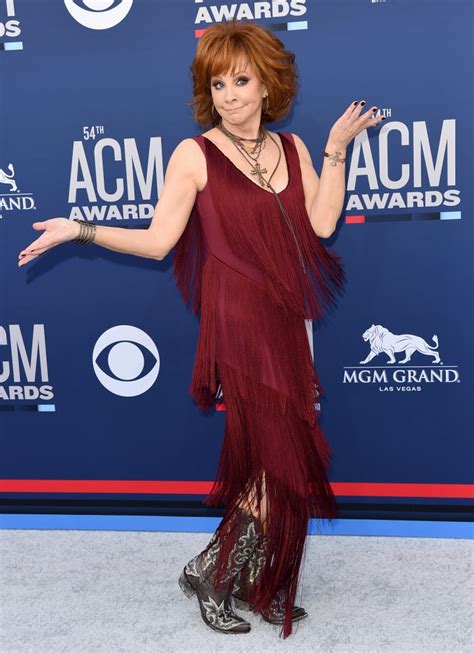 Pictured Reba Mcentire Best Pictures From The 2019 Acm Awards Popsugar Celebrity Photo 52