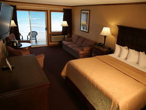 Hamilton Inn Select Beachfront | Mackinaw City Chamber of Commerce