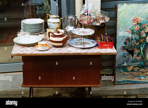 March Aux Puces Flea Market At St Ouen Near To Clignancourt In The