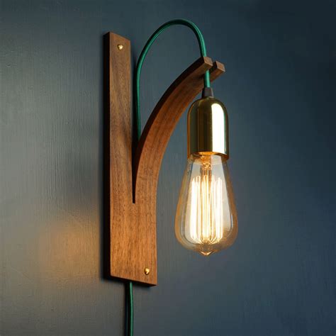 Walnut Wall Light Minimalist Wooden Light Etsy Nachttischlampe