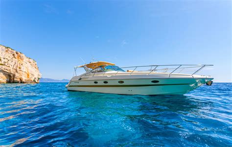 Mieten Sie Ein Motorboot Cranchi Mediterranee Zakynthos Luxury