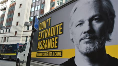 El Tribunal Superior De Justicia De Londres Le Permite A Julian Assange