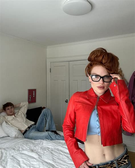 Levi Coralynn | my fiancé is not bite trained | Instagram