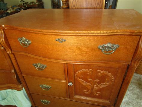 HOUSEHOLD & ANTIQUE AUCTION | Pro-Auctions