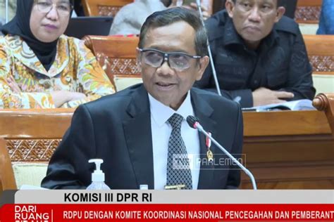 Dukungan Bagi Mahfud Md Bongkar Kejanggalan Transaksi Rp Triliun