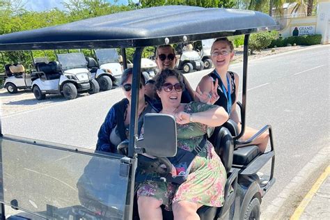 Tripadvisor 4 Sitzer Golfbuggy Verleih auf Grand Turk zur Verfügung